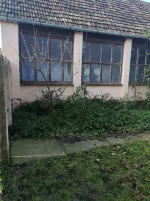 Casa de vânzare secusigiu  - imagine 2