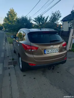 vand Hyundai ix35 diesel 2000cm. stare perfecta de functionare - imagine 10