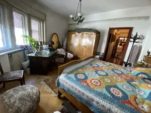 Romana, Vila, apart 6 cam 152 mp - imagine 2