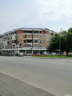 Apartament de închiriat, 3 camere  - imagine 2 Apartament de închiriat, 3 camere  - imagine 2