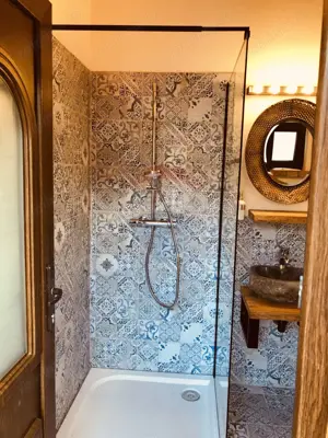 Pensiune cu 15 unități de cazare în Mediaș - imagine 16