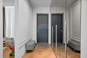 Arhitectură, tehnologie și lifestyle premium într-o vilă spectaculoasă - imagine 4