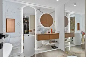 Arhitectură, tehnologie și lifestyle premium într-o vilă spectaculoasă - imagine 9