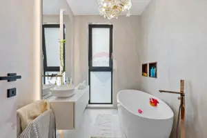 Arhitectură, tehnologie și lifestyle premium într-o vilă spectaculoasă - imagine 8