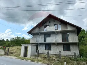 Casă / Vilă cu 7 camere de vânzare - imagine 17