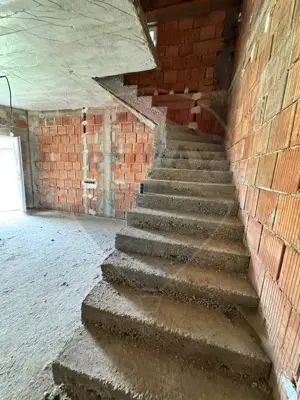 Casă / Vilă cu 6 camere de vânzare - imagine 14