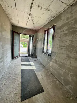 Casă / Vilă cu 7 camere de vânzare - imagine 12