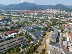 Hală de producție/depozitare de vânzare – Locație strategică în Brașov - imagine 7