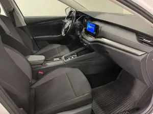 Skoda Octavia - imagine 10