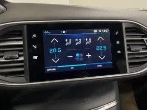 Peugeot 308 - imagine 18