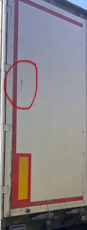 Usa stanga Semiremorca Schwarzmuller  - imagine 2