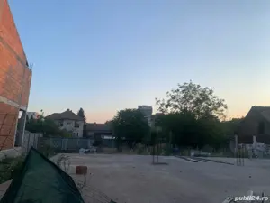 Vand teren intravilan in zona Lunei