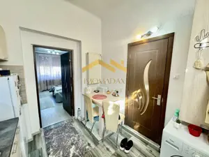 Lunei-Apartament 1 Camera-Centrala Proprie - imagine 8