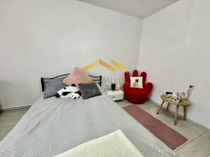 Lunei-Apartament 1 Camera-Centrala Proprie - imagine 5