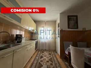 Apartament cu 3 camere decomandate, 21 Decembrie 1989, priveliste panoramica