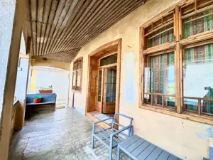 Casa doua corpuri 1000mp teren toate utilitaiile in Lancram - imagine 2