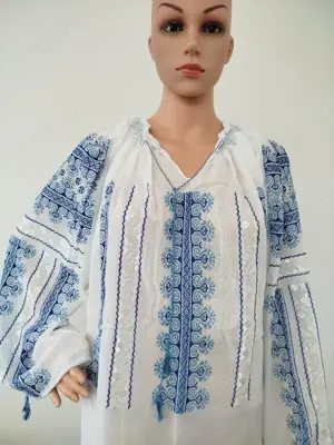 Ie traditionala romaneasca, lucrata manual, model Capete de pupeze