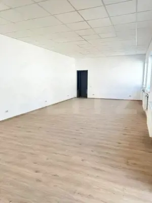 Spatiu central pentru birouri , 70 mp , zona centrala