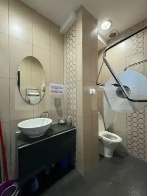 Birou modern, parcare cu bariera, zona cu acces facil, zona Dambul Rotund - imagine 8