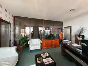 Birou modern, parcare cu bariera, zona cu acces facil, zona Dambul Rotund - imagine 5