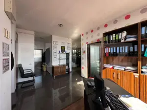 Birou modern, parcare cu bariera, zona cu acces facil, zona Dambul Rotund - imagine 6