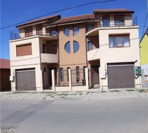 De închiriat jumătate de duplex zona Calea Girocului 