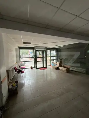 Spatiu comercial de inchiriat, 685 mp, zona Centrala