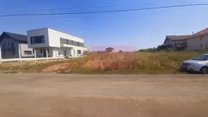 Teren foarte bun pentru mai multe case în Brănești - imagine 2