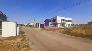 Teren foarte bun pentru mai multe case în Brănești