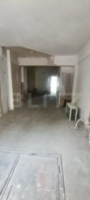 Spatiu comercial cu vad pietonal mediu, 195 mp - imagine 4