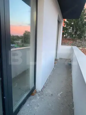 Cladire noua, 640 mp, P+2+M, zona Calea Sagului