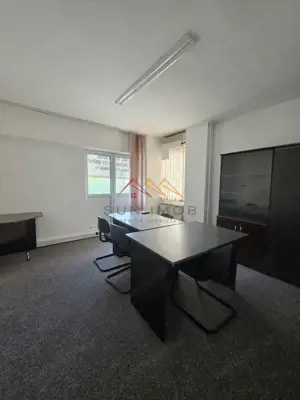 Apartament 3 camere, ultracentral, decomandat, Ploiesti, Prahova