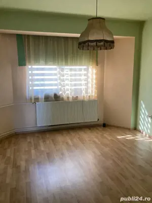 Casă de vânzare Lugoj 2etj+ mansarda la parter 2 magazine deja inchiriate - imagine 4