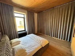 Garsoniera in zona Izvor