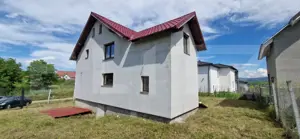 Casa de vanzare, 240 mp, zona jelna, teren 10 ari - imagine 4