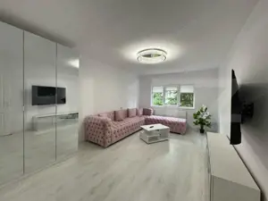 Apartament cu 2 camere, de închiriat, decomandat, ultracentral, etajul 1, Deva