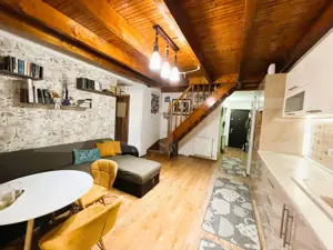Apartament 3 Camere si parcare - Valea Adanca
