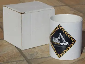 Cana personalizata "Vitrina cu machete" la cutie noua - imagine 2