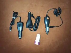 ncarcatoare auto cu cablu 12V   24 V, diferite mufe, USB, etc - imagine 2