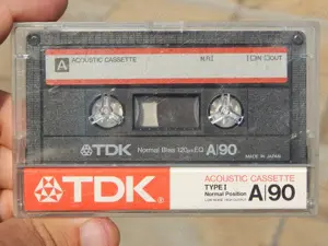 Caseta audio TDK A90 low noise high output (fab Japonia) inregistrata