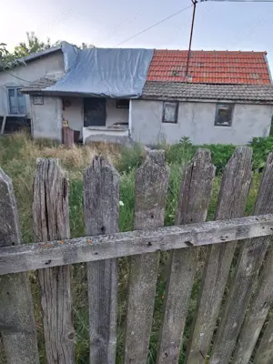 Teren 3.516 mp intravilan, poziție centrală în Gropsani, Olt