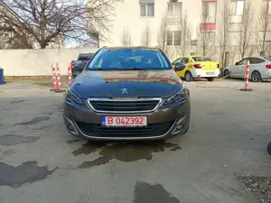 Peugeot 308 2015 - imagine 6