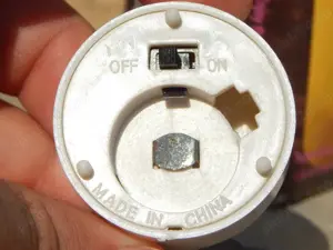 Lumanare electrica cu led si pahar suport cu cutie - imagine 4