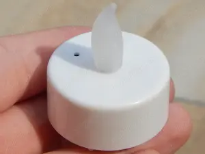 Lumanare electrica cu led si pahar suport cu cutie - imagine 3