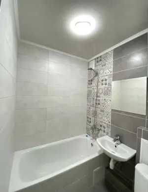 Garsoniera in zona Universitatii - imagine 5