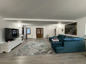 Casa P+E1+M, 255 mp utili, piscina, toate utilitatile, Braniste - imagine 9