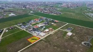 Teren Mosnita_SAD la parter, 2 ap la etaj, gaz, apa, curent