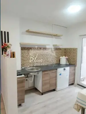 Gata de mutare! Apartament 3 camere, decomandat – Etaj 2, zona CET–Anda