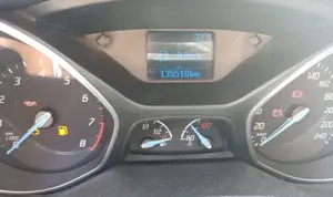 Vând Ford C-max 2013, 0,998 cmc, benzină, Eco-boost, 125CP - imagine 9 Vând Ford C-max 2013, 0,998 cmc, benzină, Eco-boost, 125CP - imagine 9