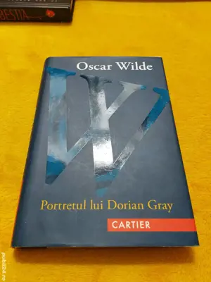 Cartea Portretul lui Dorian Gray by Oscar Wilde.